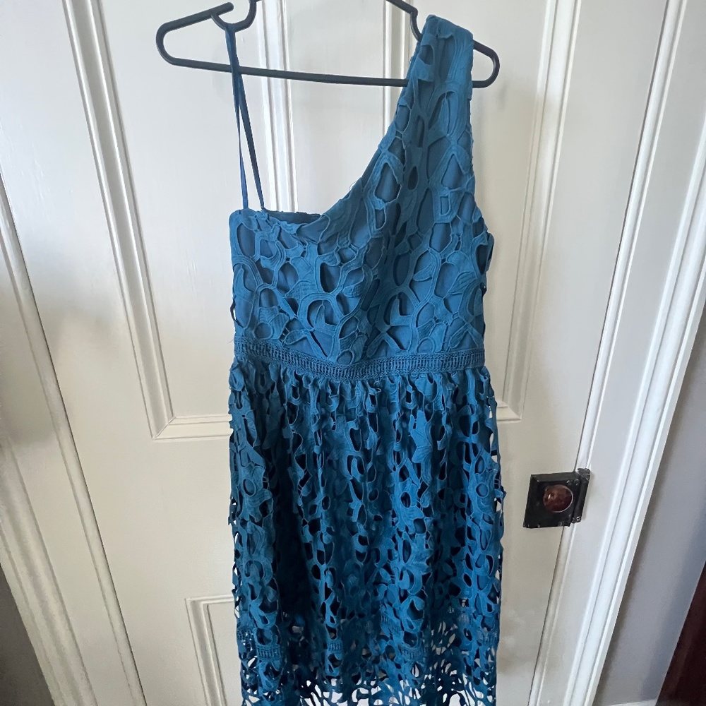 Chi chi London Dress